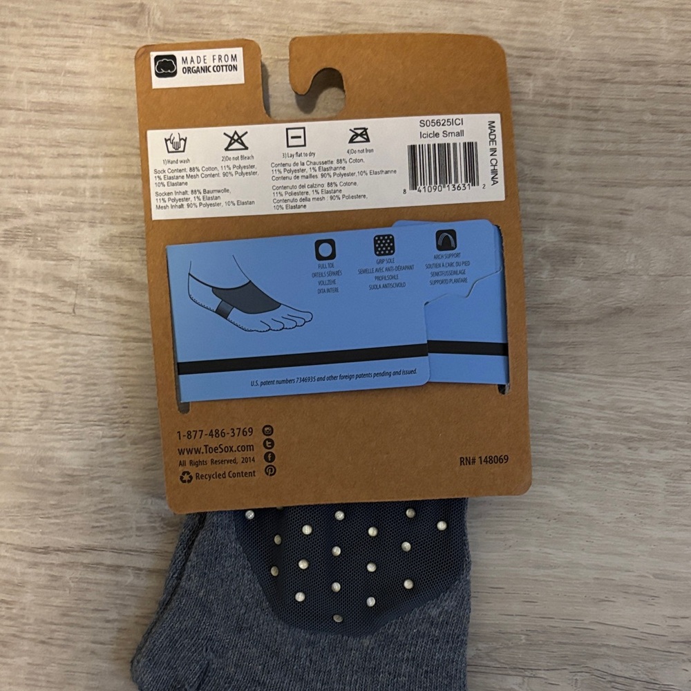 toesox Luna Men's Full-Toe Grip Socks - Dark Gray with Black Grip - Picture 2 of 3